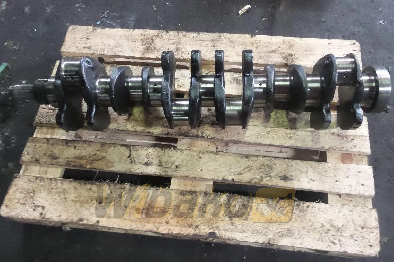 Volvo TD122KHE 8125584 - Crankshaft for Construction machinery: picture 1 Volvo TD122KHE 8125584 - Crankshaft for Construction machinery: picture 1