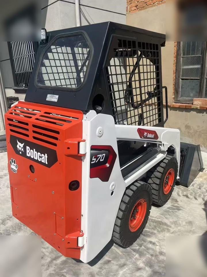 BOBCAT S70 - Skid steer loader: picture 1 BOBCAT S70 - Skid steer loader: picture 1