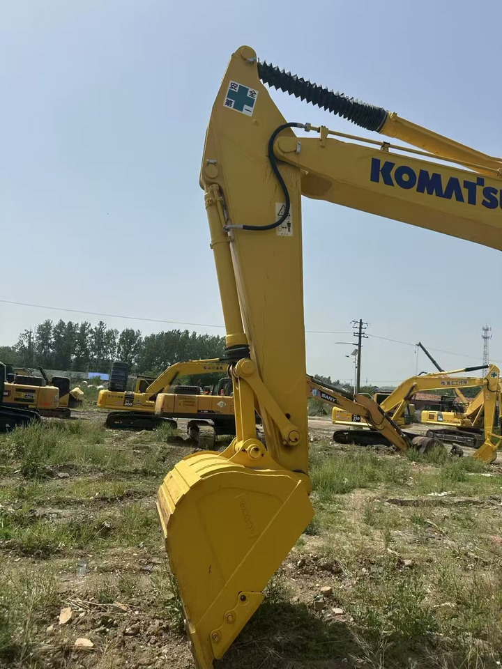 KOMATSU 350 - Crawler excavator: picture 2 KOMATSU 350 - Crawler excavator: picture 2