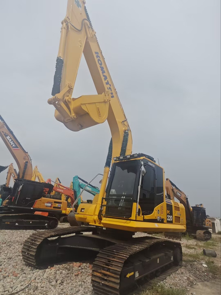 小松PC220 - Crawler excavator: picture 3 小松PC220 - Crawler excavator: picture 3