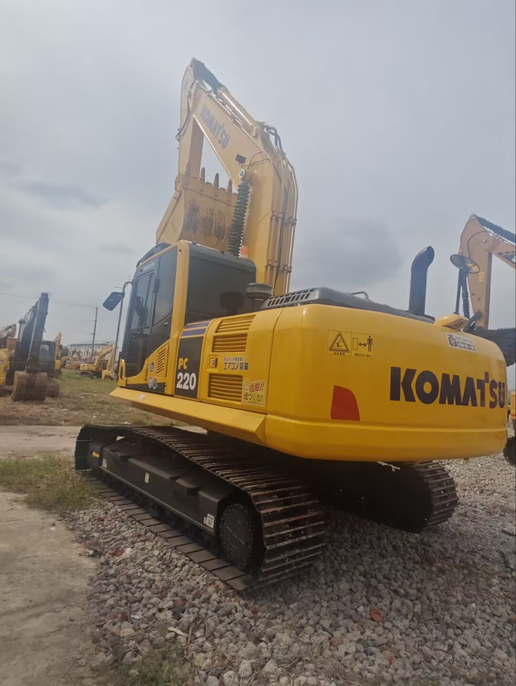 小松PC220 - Crawler excavator: picture 4 小松PC220 - Crawler excavator: picture 4