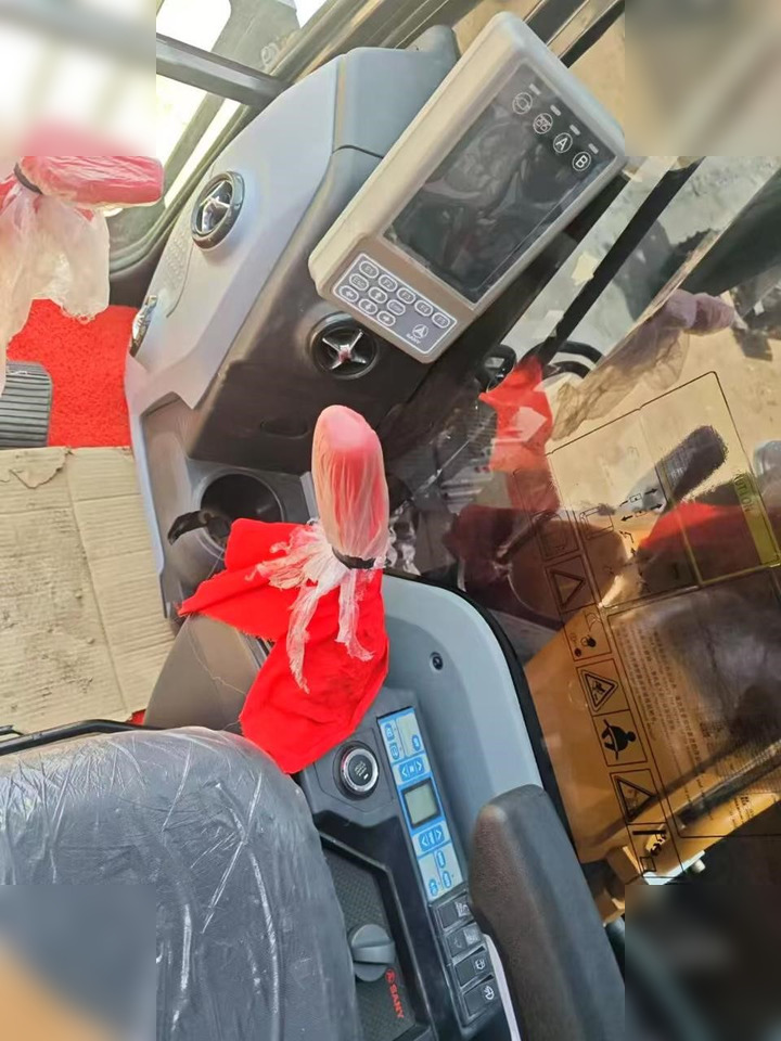 SDLG L955 - Wheel loader: picture 3 SDLG L955 - Wheel loader: picture 3