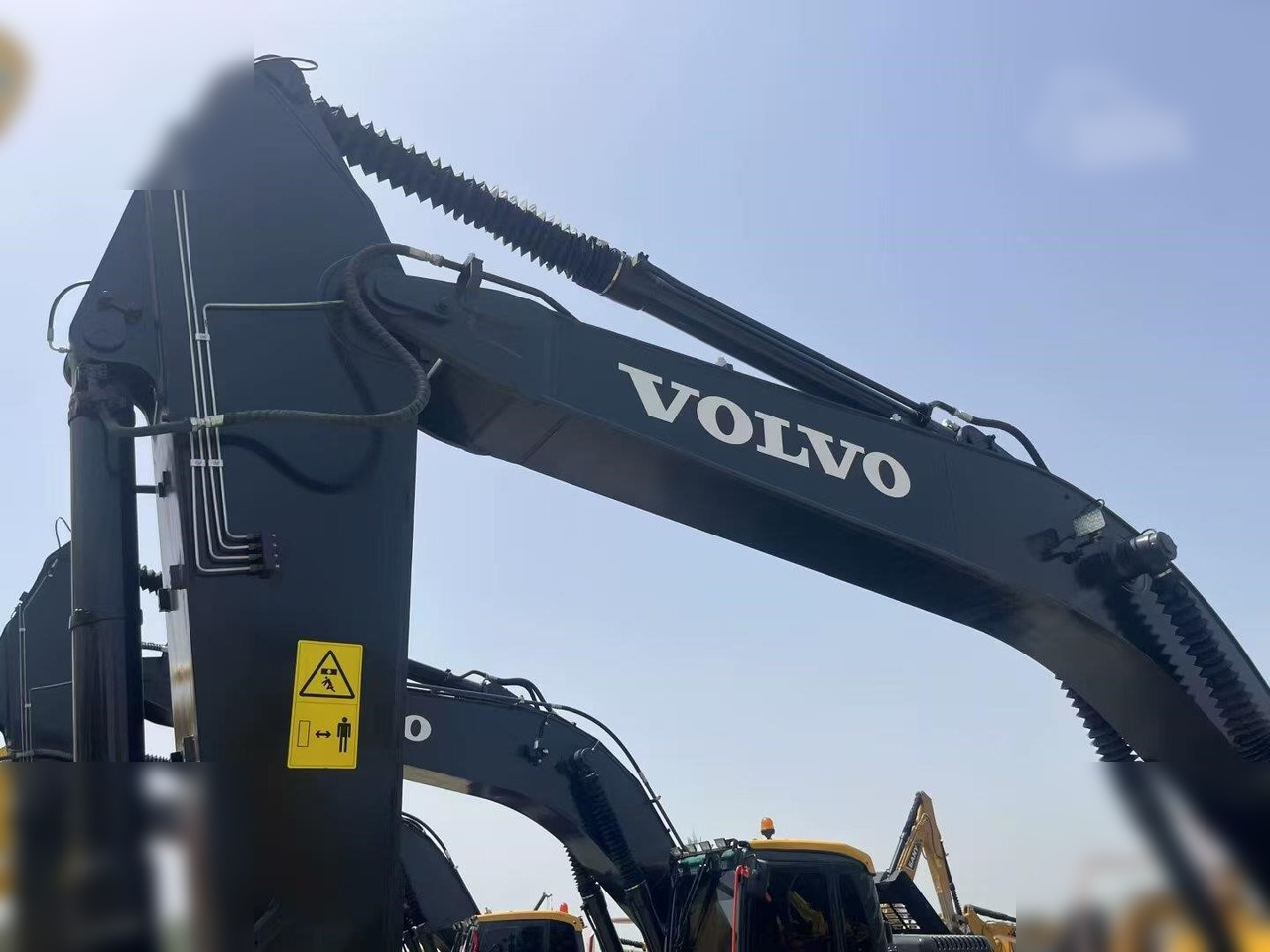 VOLVO EC240 - Crawler excavator: picture 2 VOLVO EC240 - Crawler excavator: picture 2