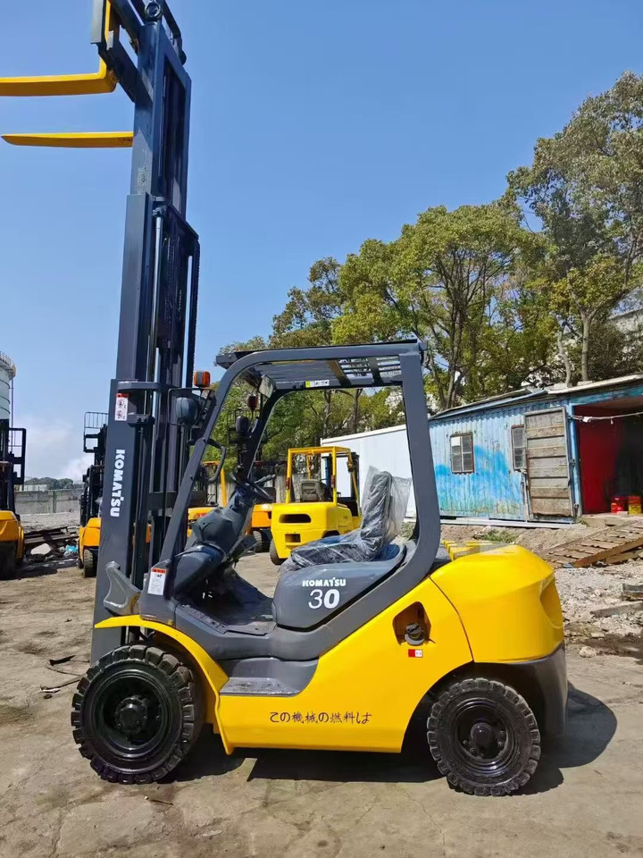 Komatsu FD50 - Diesel forklift: picture 2 Komatsu FD50 - Diesel forklift: picture 2