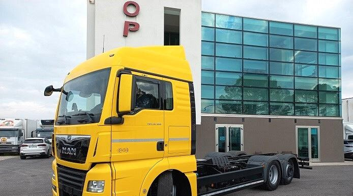 MAN TGX 26.500 MOTRICE 3 ASSI TELAIO EURO 6 2019 - Cab chassis truck: picture 3 MAN TGX 26.500 MOTRICE 3 ASSI TELAIO EURO 6 2019 - Cab chassis truck: picture 3