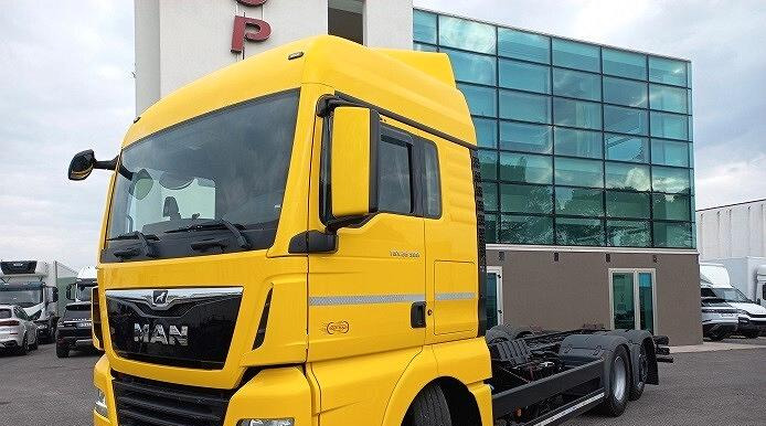 MAN TGX 26.500 MOTRICE 3 ASSI TELAIO EURO 6 2019 - Cab chassis truck: picture 2 MAN TGX 26.500 MOTRICE 3 ASSI TELAIO EURO 6 2019 - Cab chassis truck: picture 2