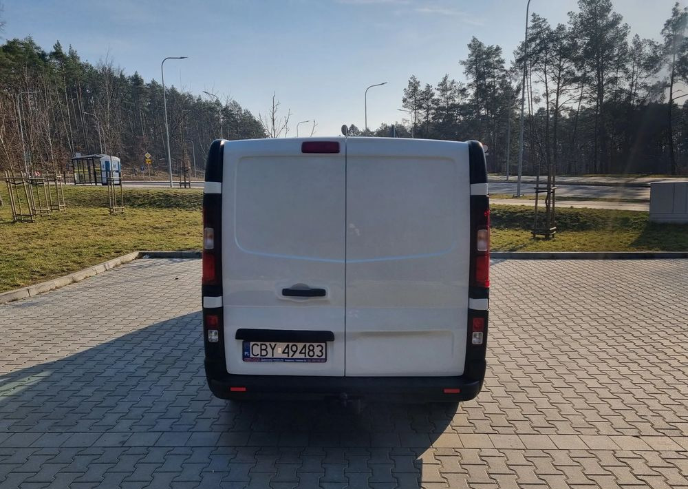 Small van Renault Trafic: picture 10