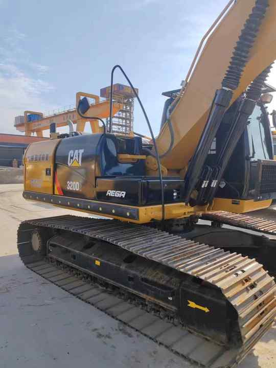 Durable Second Hand Machine Original Used Caterpillar Excavator CAT 330D2 USED 329D2 320D2 325D 315D Excavator - Crawler excavator: picture 5 Durable Second Hand Machine Original Used Caterpillar Excavator CAT 330D2 USED 329D2 320D2 325D 315D Excavator - Crawler excavator: picture 5