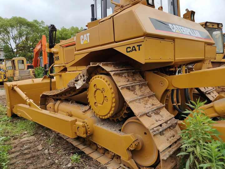 Good Quality Used Bulldozer Construction Used CAT D8R Bulldozers Crawler Caterpillar Machinery CAT D8R Used Bulldozers - Bulldozer: picture 3 Good Quality Used Bulldozer Construction Used CAT D8R Bulldozers Crawler Caterpillar Machinery CAT D8R Used Bulldozers - Bulldozer: picture 3