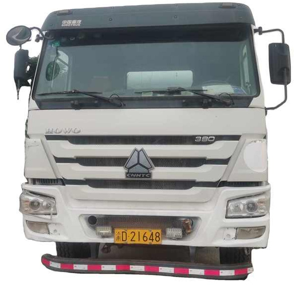 HOWO 15 Cubic Metre Used Concrete Mixer Truck for Sale - Concrete mixer truck: picture 1 HOWO 15 Cubic Metre Used Concrete Mixer Truck for Sale - Concrete mixer truck: picture 1