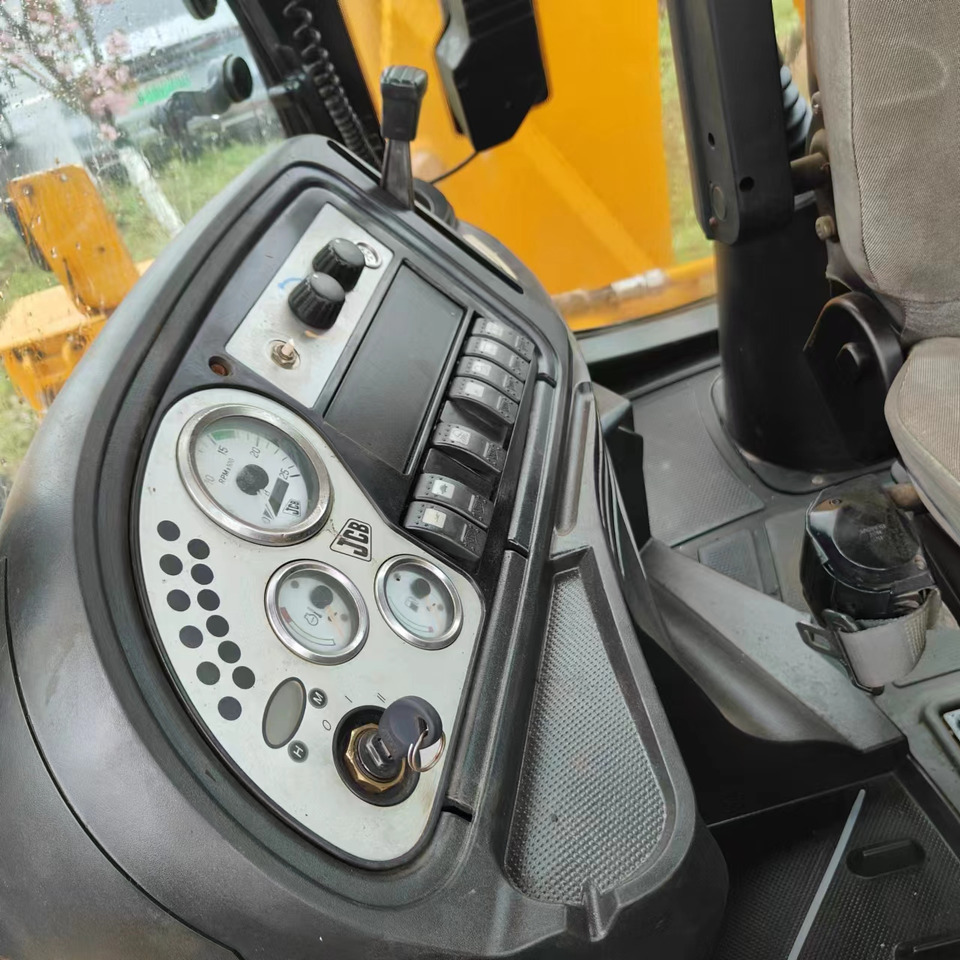 Backhoe loader JCB 4CX: picture 7