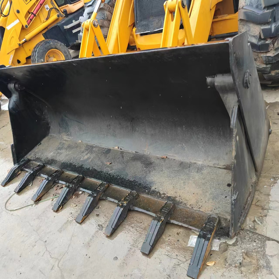 Backhoe loader JCB 4CX: picture 11