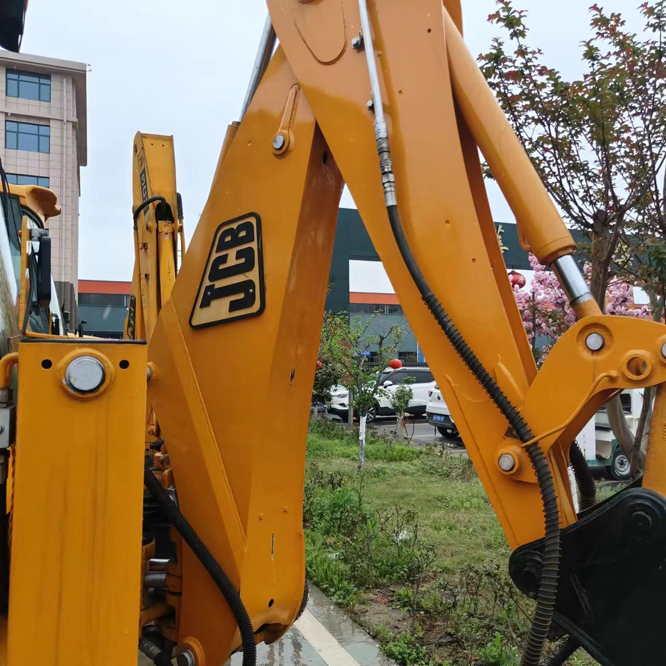 Backhoe loader JCB 4CX: picture 8