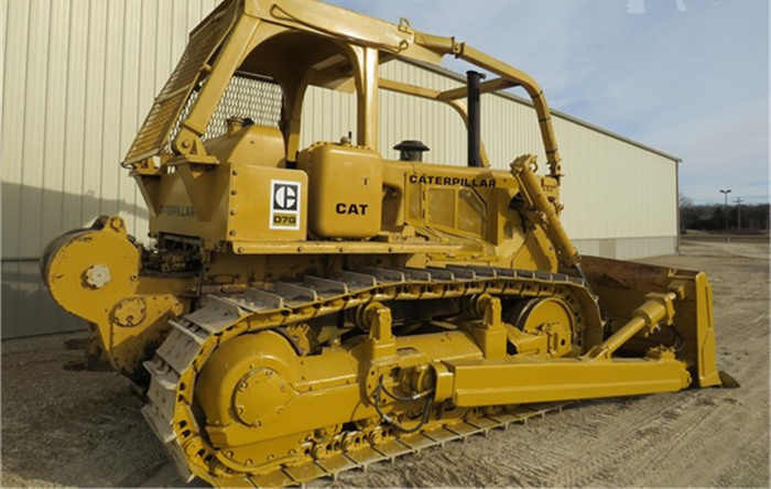 Used CAT D7 D7G Bulldozer with Winch /Caterpillar Bulldozer with Winch CAT D7G D7H D7R Dozer for Sale - Bulldozer: picture 4 Used CAT D7 D7G Bulldozer with Winch /Caterpillar Bulldozer with Winch CAT D7G D7H D7R Dozer for Sale - Bulldozer: picture 4