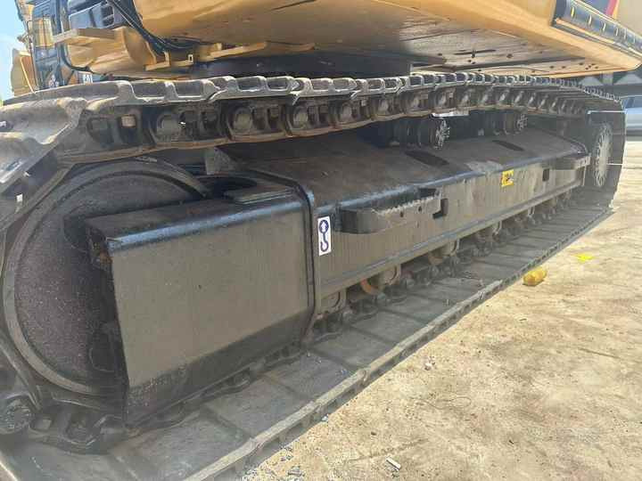 Used Caterpillar Excavators 320D Good Condition Used Excavators for Sale Second Hand Machine CAT Caterpillar 320D Excavadoras - Crawler excavator: picture 5 Used Caterpillar Excavators 320D Good Condition Used Excavators for Sale Second Hand Machine CAT Caterpillar 320D Excavadoras - Crawler excavator: picture 5