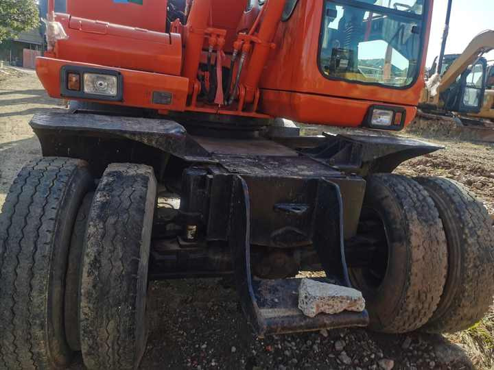 Used Digger Doosan Dh150w-7 Construction Machinery Construction Digger Used Doosan Dh150w-7 Cheap Excavator - Wheel excavator: picture 3 Used Digger Doosan Dh150w-7 Construction Machinery Construction Digger Used Doosan Dh150w-7 Cheap Excavator - Wheel excavator: picture 3