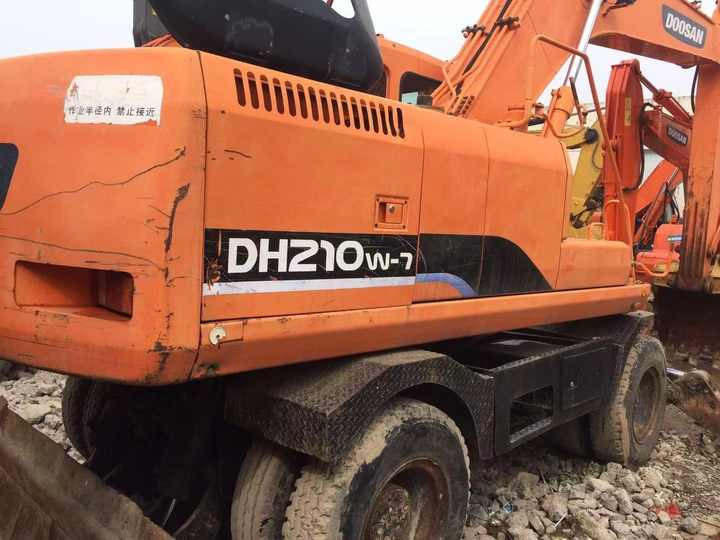 Used Digger Doosan Dh210w-7 Construction Machinery Construction Digger Used Doosan Dh210w-7 Cheap Excavator - Wheel excavator: picture 5 Used Digger Doosan Dh210w-7 Construction Machinery Construction Digger Used Doosan Dh210w-7 Cheap Excavator - Wheel excavator: picture 5