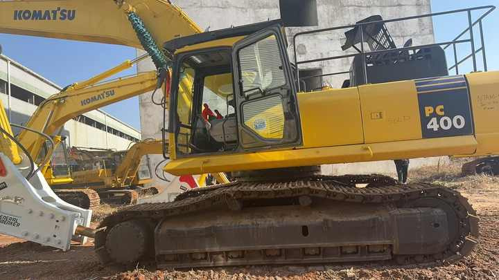 Used Komatsu PC400-7 Large Crawler Excavator Cheap Price Hot Sale Komatsu PC400-7 Widely Used in Mining Earthworks - Crawler excavator: picture 5 Used Komatsu PC400-7 Large Crawler Excavator Cheap Price Hot Sale Komatsu PC400-7 Widely Used in Mining Earthworks - Crawler excavator: picture 5