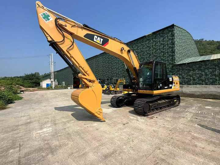 Used Machinery Construction CAT 320D Excavator Hydraulic Digging Machine Cat Used Caterpillar 320d Excavators - Crawler excavator: picture 3 Used Machinery Construction CAT 320D Excavator Hydraulic Digging Machine Cat Used Caterpillar 320d Excavators - Crawler excavator: picture 3