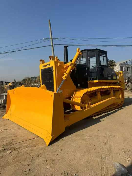 Bulldozer Used  ShanTui brand sd32  Used Bulldozer SD22 SD32 Sd16 Earth-Moving Machinery Crawler Bulldozer for Promotion Sale cheap price: picture 6