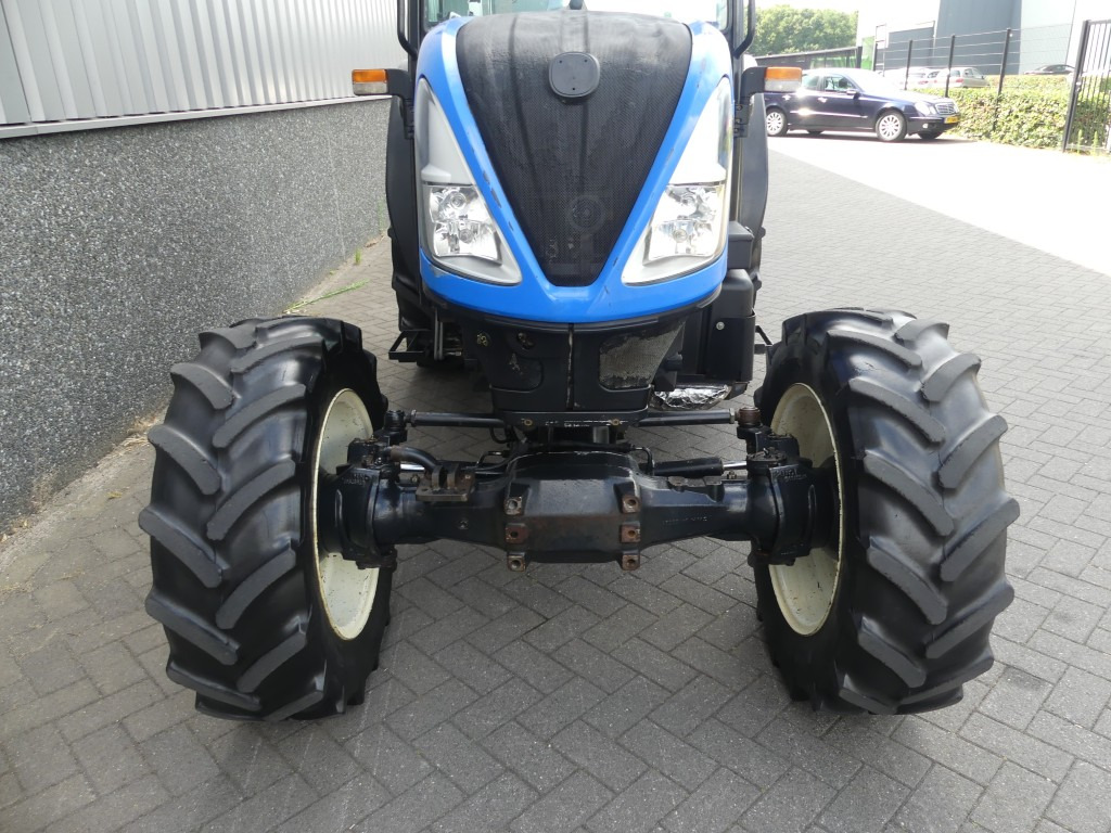 Leasing of New Holland T4.100F New Holland T4.100F: picture 22