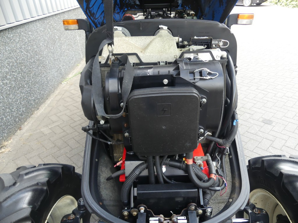 Leasing of New Holland T4.100F New Holland T4.100F: picture 30