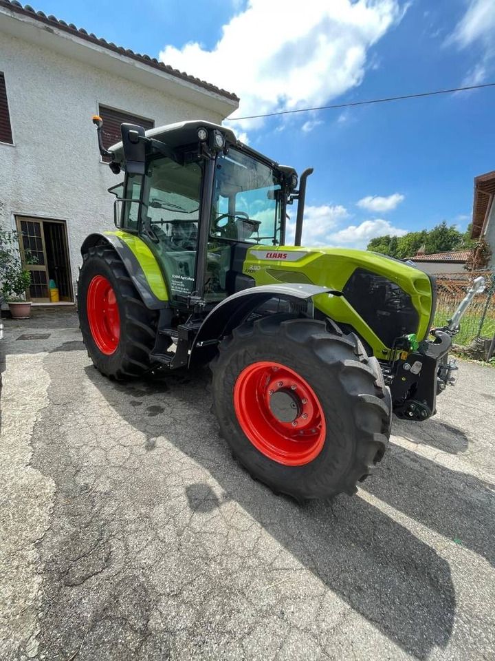 Claas AXOS 3.110 - Farm tractor: picture 1 Claas AXOS 3.110 - Farm tractor: picture 1