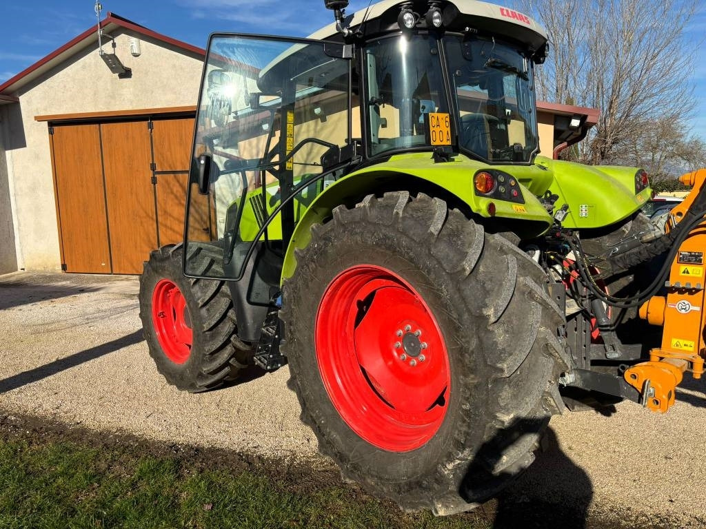Claas Arion 450 - Farm tractor: picture 4 Claas Arion 450 - Farm tractor: picture 4