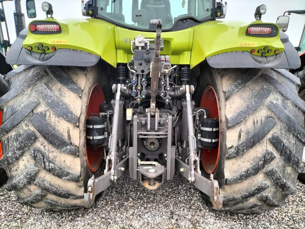Farm tractor Claas Axion 830 Cmatic: picture 7