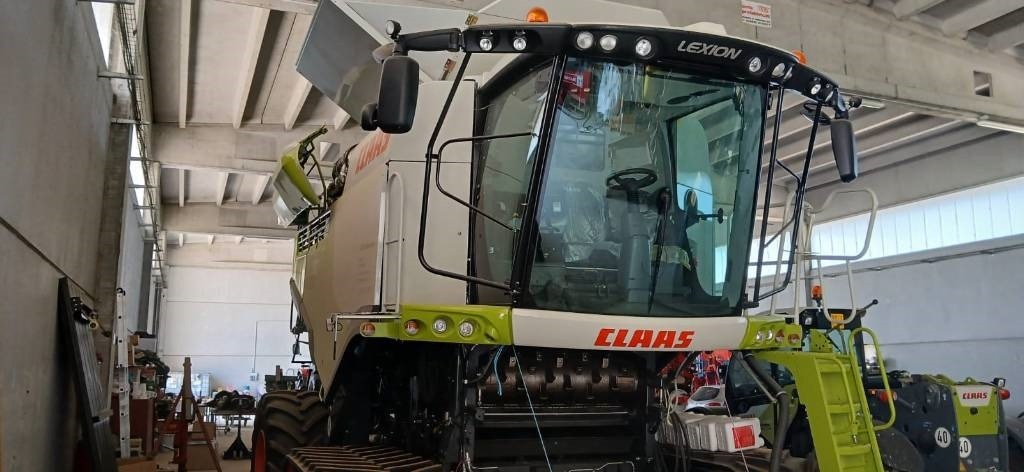 Claas Lexion 760 TT - Combine harvester: picture 5 Claas Lexion 760 TT - Combine harvester: picture 5