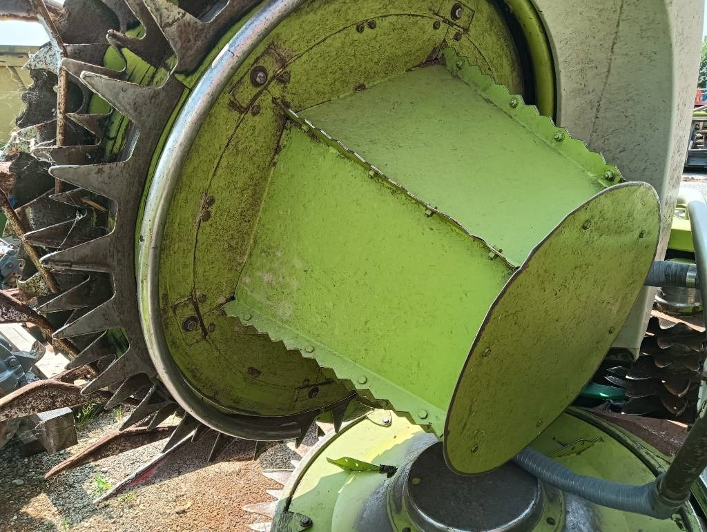 Forage harvester Claas Orbis 600: picture 7