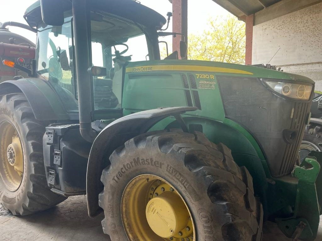 John Deere 7230 R - Farm tractor: picture 1 John Deere 7230 R - Farm tractor: picture 1