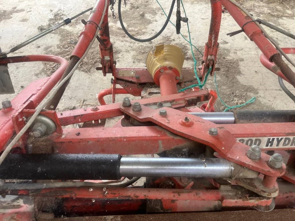 Lely TH 680 - Tedder/ Rake: picture 3 Lely TH 680 - Tedder/ Rake: picture 3