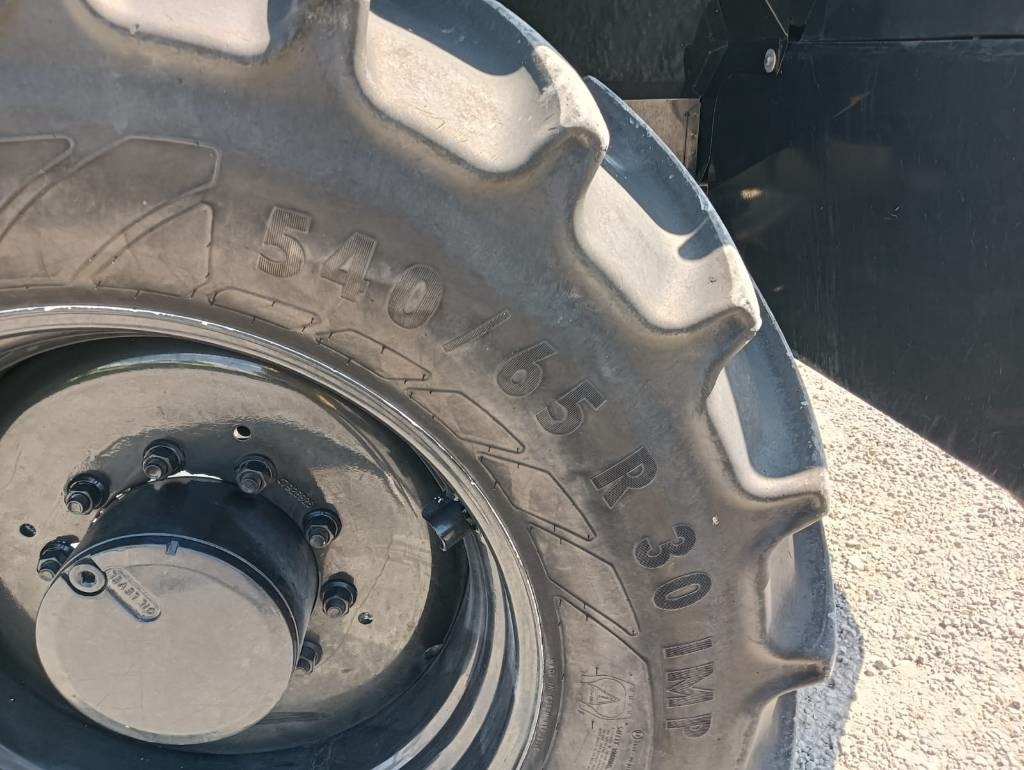 Leasing of New Holland FR 650 New Holland FR 650: picture 31 Leasing of New Holland FR 650 New Holland FR 650: picture 31