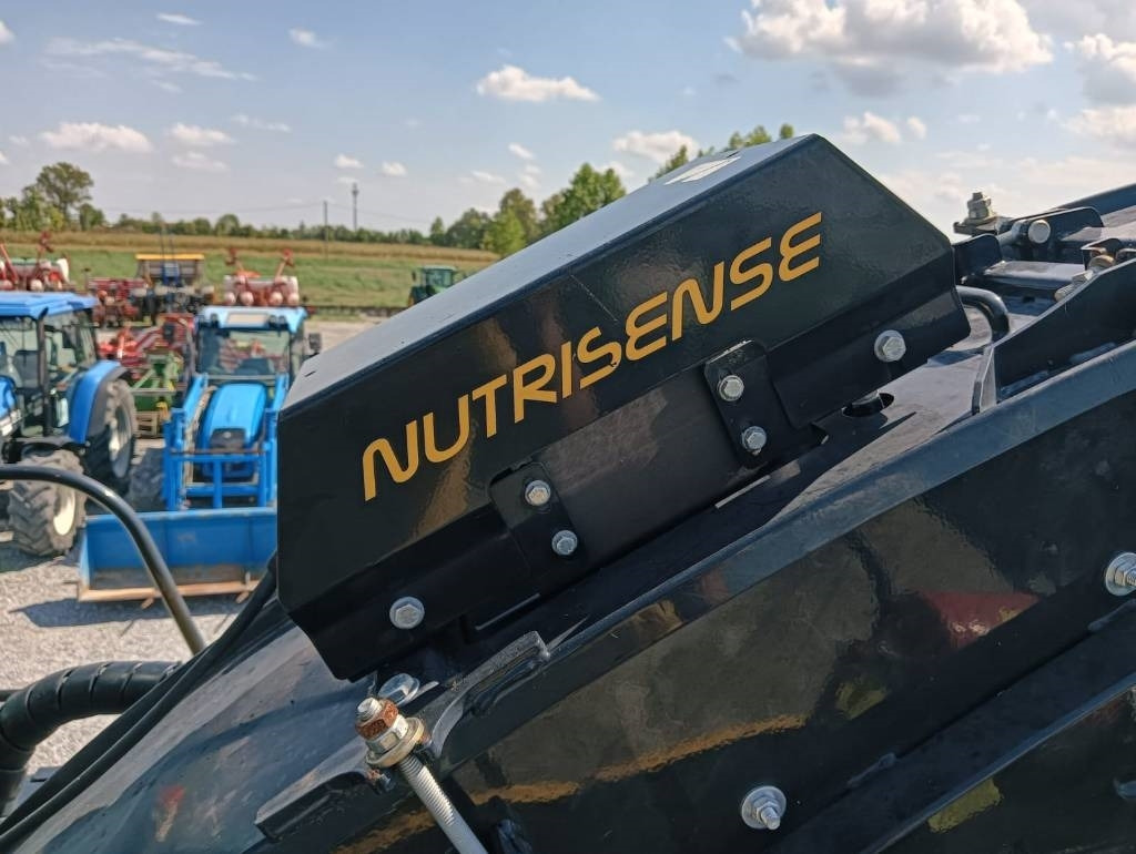 Leasing of New Holland FR 650 New Holland FR 650: picture 15 Leasing of New Holland FR 650 New Holland FR 650: picture 15