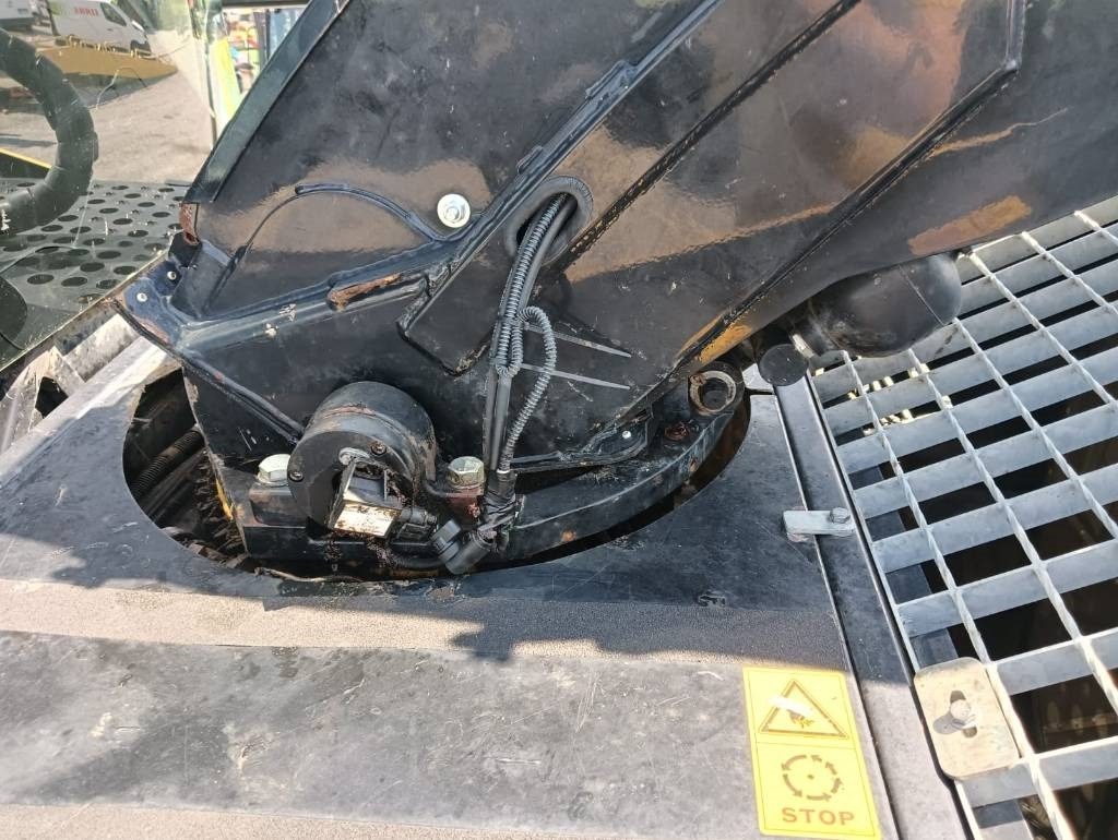 Leasing of New Holland FR 650 New Holland FR 650: picture 16 Leasing of New Holland FR 650 New Holland FR 650: picture 16