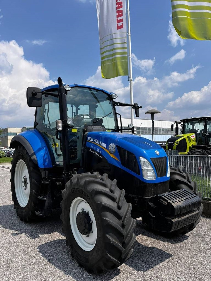 Farm tractor New Holland T 5.115: picture 1