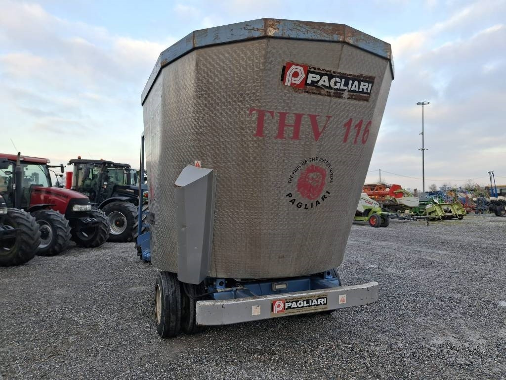 PAGLIARI Thv 116 - Forage mixer wagon: picture 4 PAGLIARI Thv 116 - Forage mixer wagon: picture 4