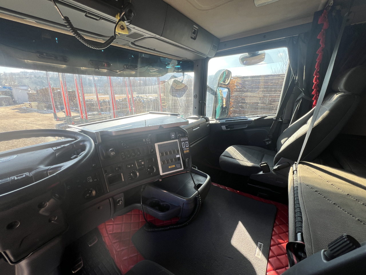 Timber truck, Crane truck for transportation of timber SCANIA R620: picture 8