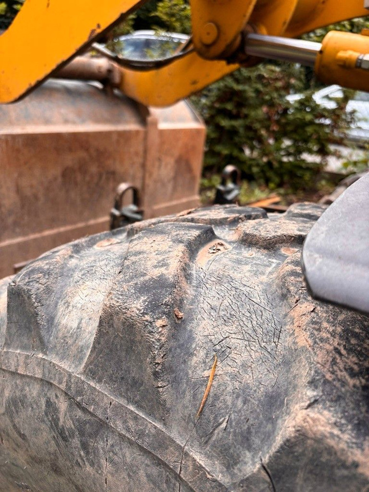 Komatsu WA70-7 - Wheel loader: picture 3 Komatsu WA70-7 - Wheel loader: picture 3