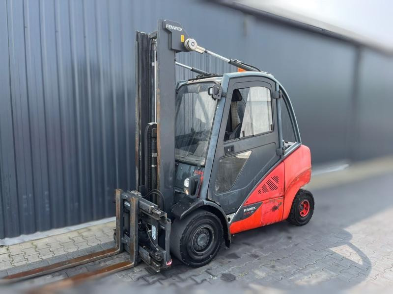 Fenwick H35D-02 - Diesel forklift: picture 1 Fenwick H35D-02 - Diesel forklift: picture 1