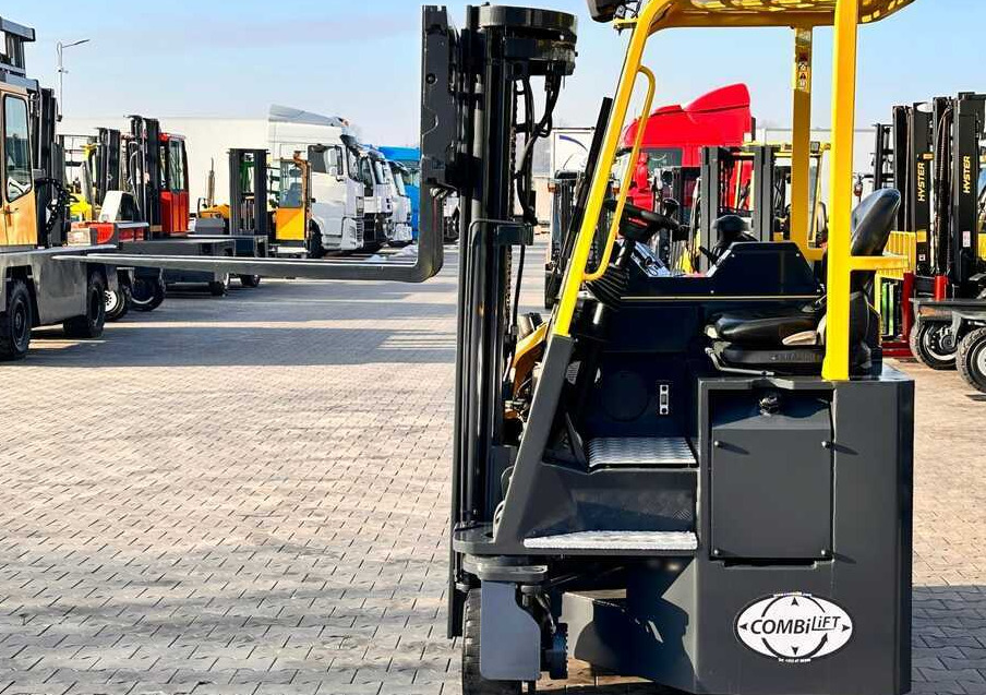 4-way reach truck Combilift C2500CB - DIESEL - TRIPLEX - 2018 - LIKE NEW: picture 10