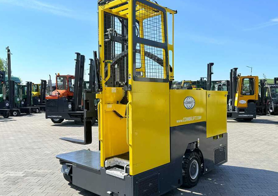4-way reach truck Combilift C4000STE / TRIPLEX / 6850MM / FREE LIFT / ONLY 1,348 HOURS / FORK SIDESHIFT / EXCELLENT CONDITION: picture 23