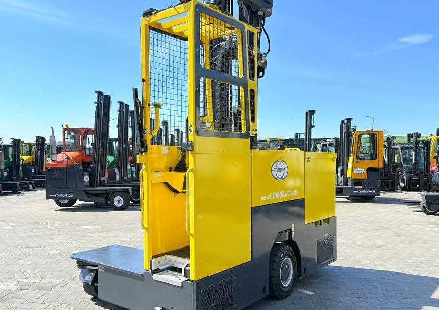 4-way reach truck Combilift C4000STE / TRIPLEX / 6850MM / FREE LIFT / ONLY 1,348 HOURS / FORK SIDESHIFT / EXCELLENT CONDITION: picture 44