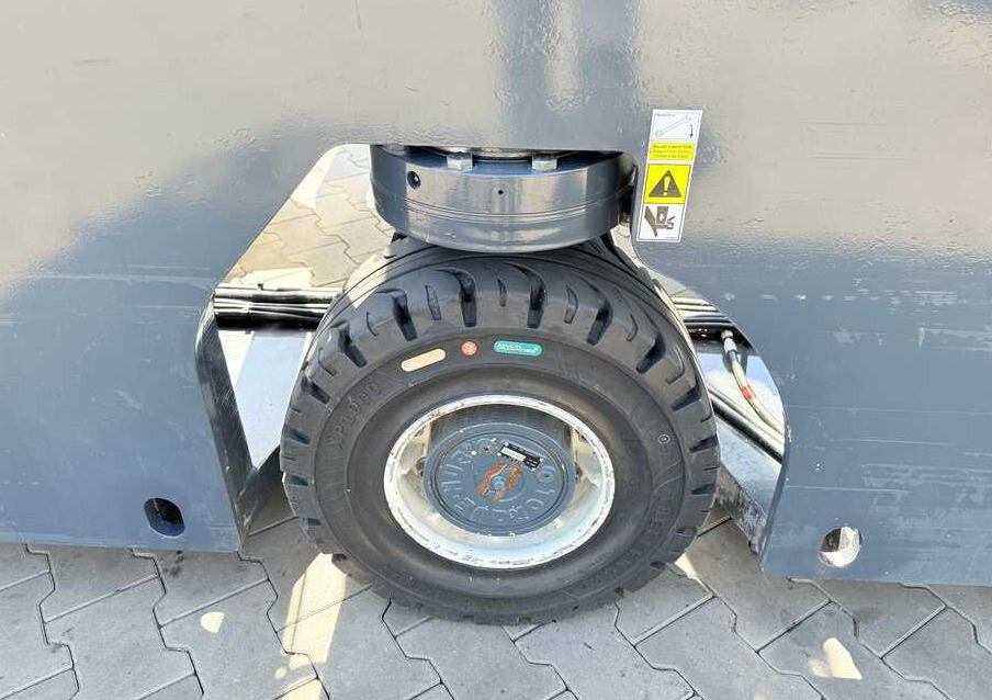 4-way reach truck Combilift C4000STE / TRIPLEX / 6850MM / FREE LIFT / ONLY 1,348 HOURS / FORK SIDESHIFT / EXCELLENT CONDITION: picture 21