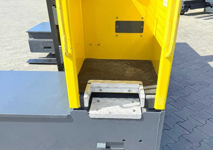 4-way reach truck Combilift C4000STE / TRIPLEX / 6850MM / FREE LIFT / ONLY 1,348 HOURS / FORK SIDESHIFT / EXCELLENT CONDITION: picture 13