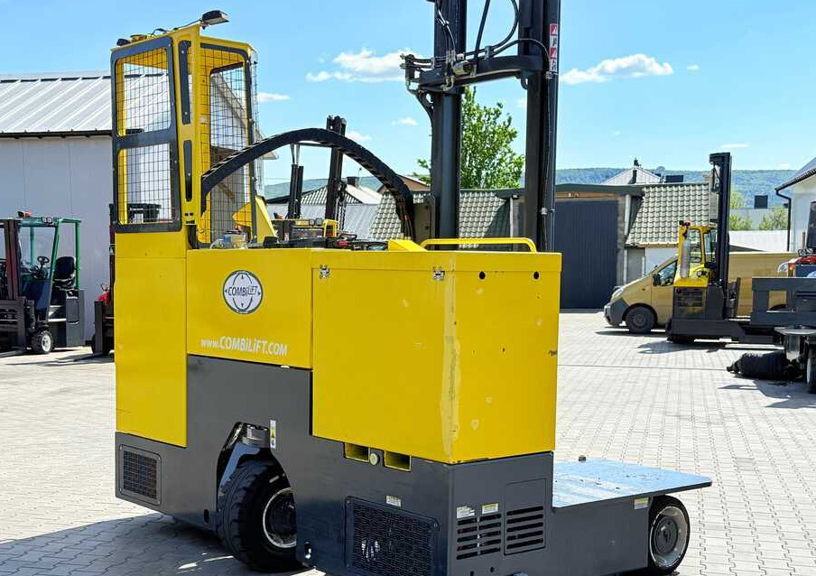 4-way reach truck Combilift C4000STE / TRIPLEX / 6850MM / FREE LIFT / ONLY 1,348 HOURS / FORK SIDESHIFT / EXCELLENT CONDITION: picture 37