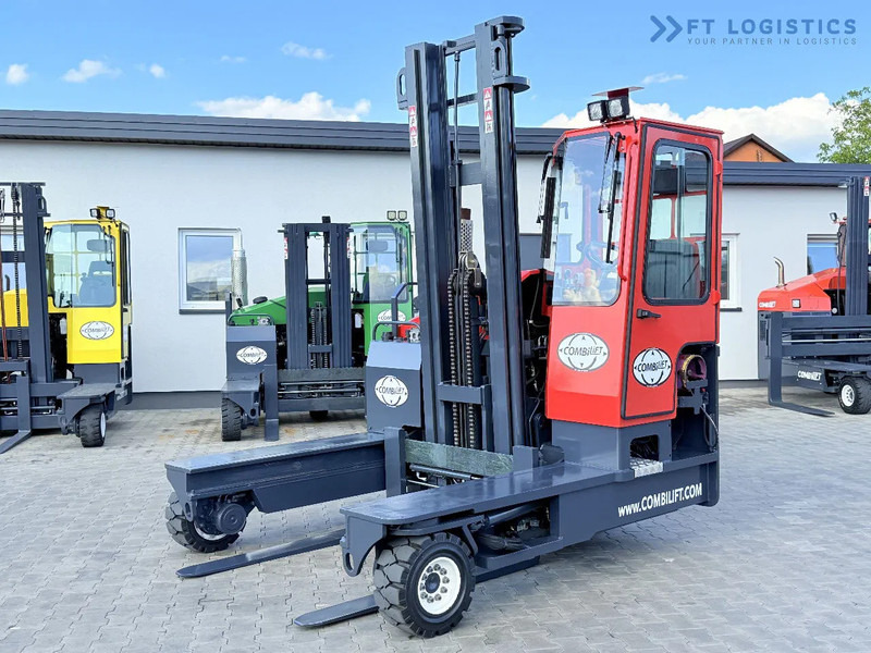 Combilift C4500 / GAS / DUPLEX - 4500MM / POSITIONER / FREE LIFT / FULL CABIN / ONLY 6178H / CONDITION - LIKE NEW! C4500 / GAS / DUPLEX - - 4-way reach truck: picture 1 Combilift C4500 / GAS / DUPLEX - 4500MM / POSITIONER / FREE LIFT / FULL CABIN / ONLY 6178H / CONDITION - LIKE NEW! C4500 / GAS / DUPLEX - - 4-way reach truck: picture 1
