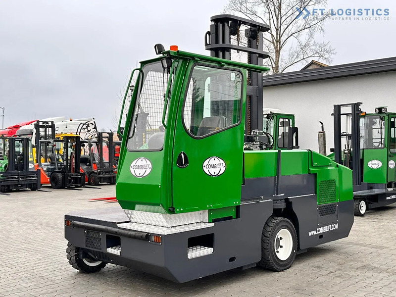 Combilift C5000SL / DIESEL / 4500MM / DUPLEX / CABIN / PLATFORMS / LIKE NEW C5000SL / DIESEL / 4500MM / DUPLEX / CABIN / PLATFORMS / LIKE - Side loader: picture 2 Combilift C5000SL / DIESEL / 4500MM / DUPLEX / CABIN / PLATFORMS / LIKE NEW C5000SL / DIESEL / 4500MM / DUPLEX / CABIN / PLATFORMS / LIKE - Side loader: picture 2