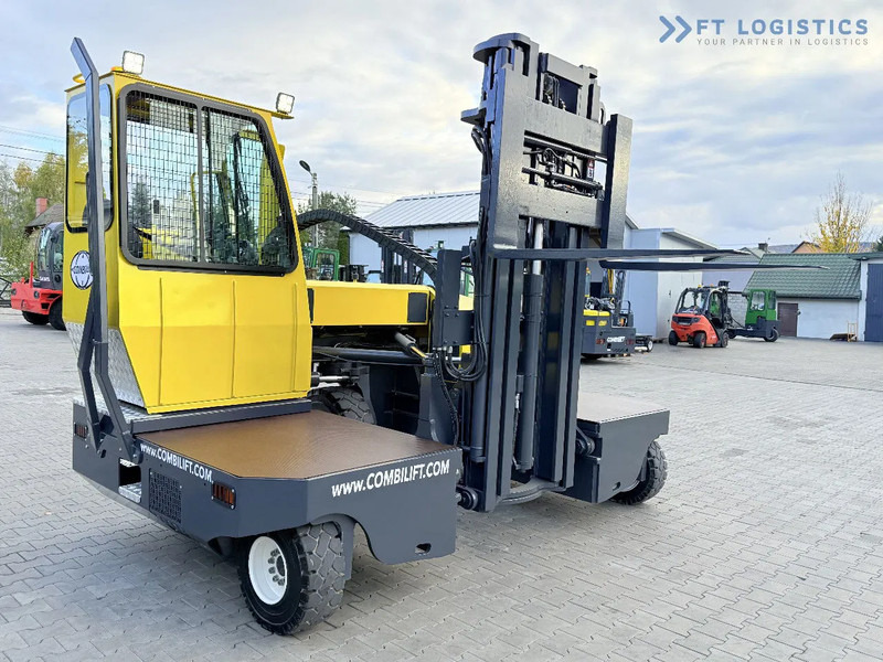 Combilift C5000SR / DIESEL / TRIPLEX MAST – 6100 MM / FORK POSITIONER / FULL CABIN C5000SR / DIESEL / TRIPLEX MAST – 6100 MM / FORK POSITI - Side loader: picture 1 Combilift C5000SR / DIESEL / TRIPLEX MAST – 6100 MM / FORK POSITIONER / FULL CABIN C5000SR / DIESEL / TRIPLEX MAST – 6100 MM / FORK POSITI - Side loader: picture 1